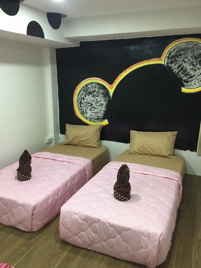 Mickey House Hotel Chiang Mai Zewnętrze zdjęcie